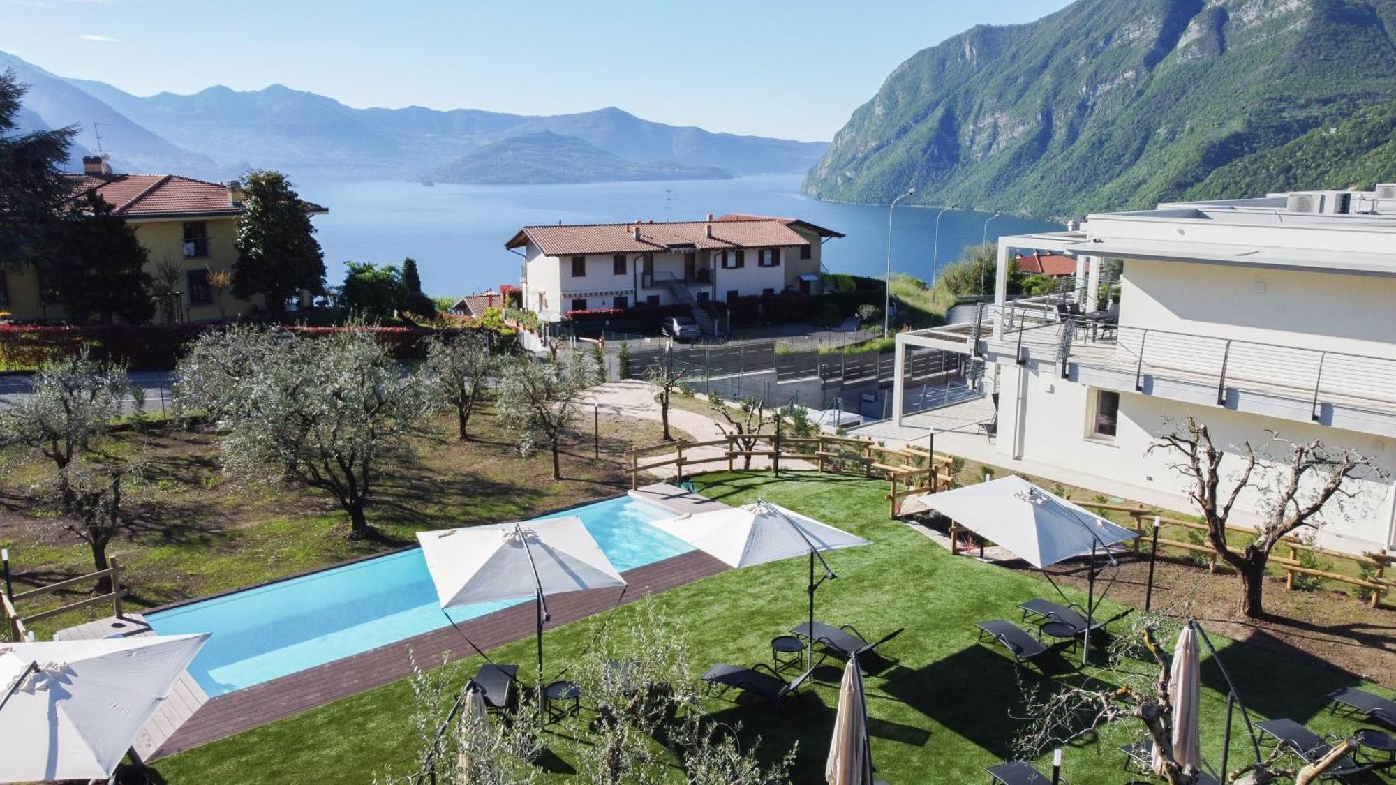Costa Blu - Terrace Overlooking The Lake & Pool Riva di Solto Dış mekan fotoğraf